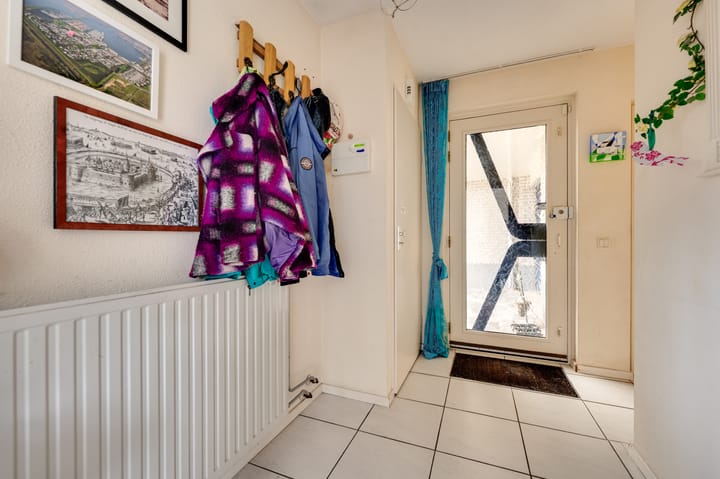 Foto 8 van Oosterland 16