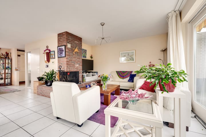 Foto 13 van Oosterland 16