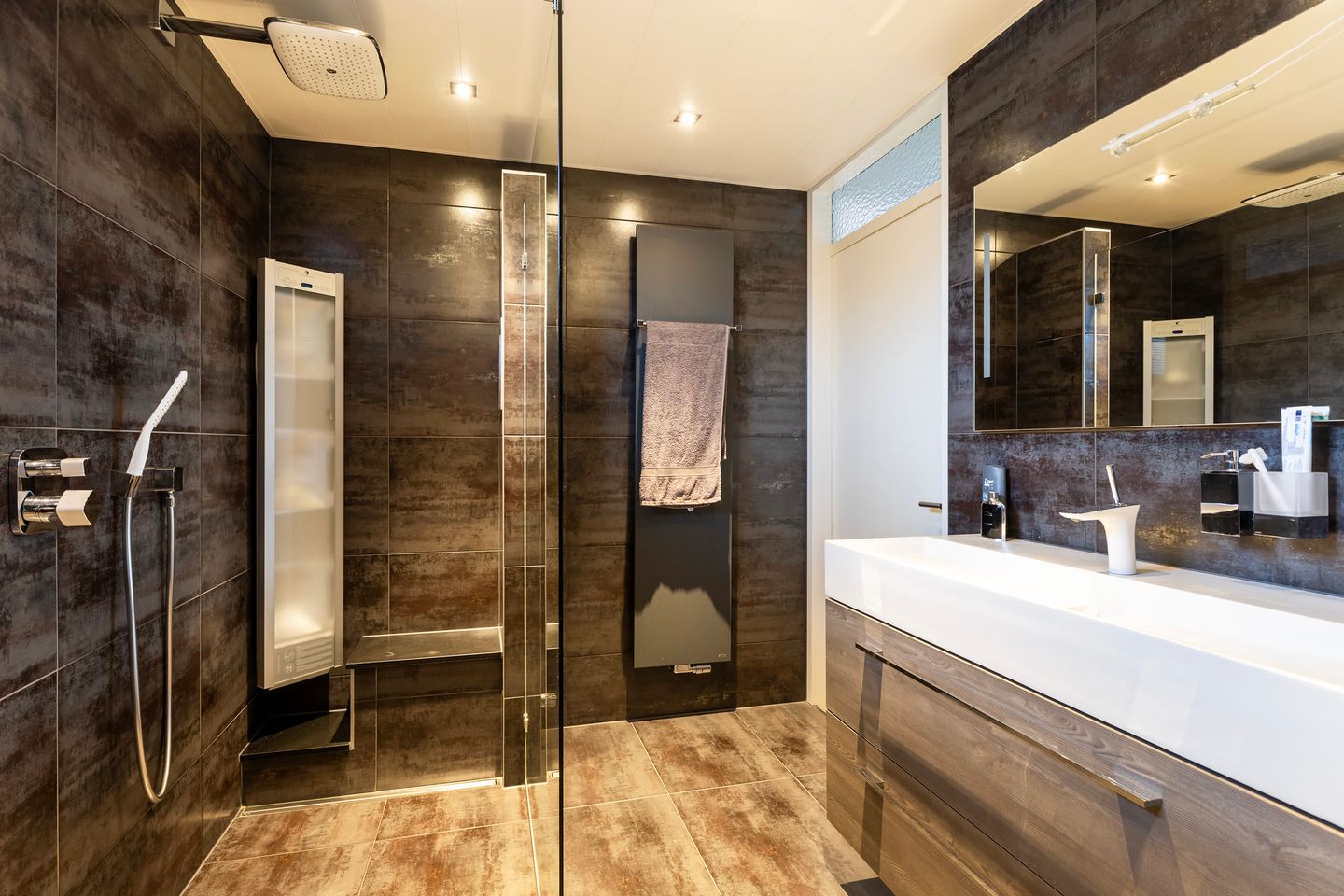 Foto 5 van J.A. Fokkemastraat 37