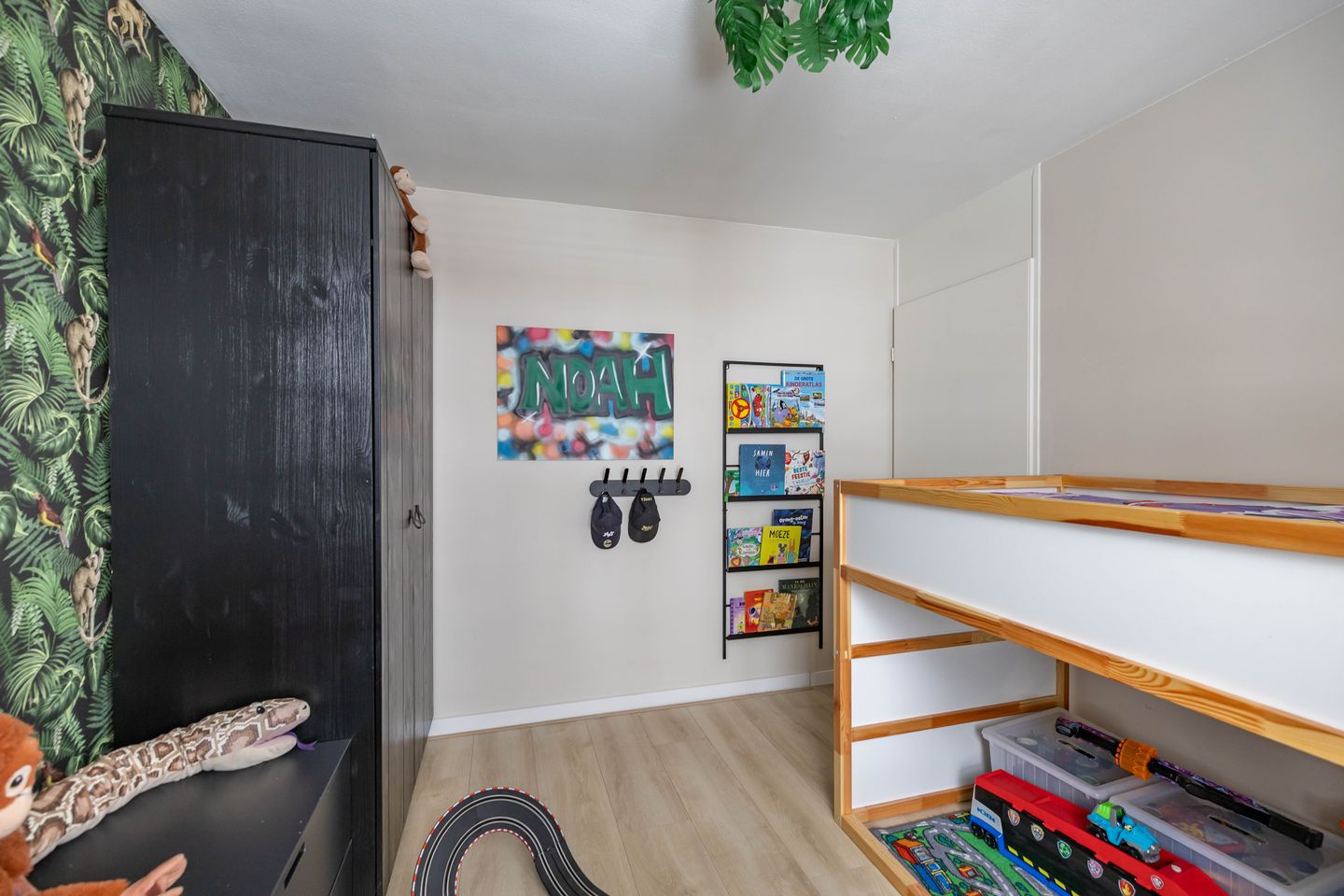 Foto 29 van Rozemarijnstraat 33