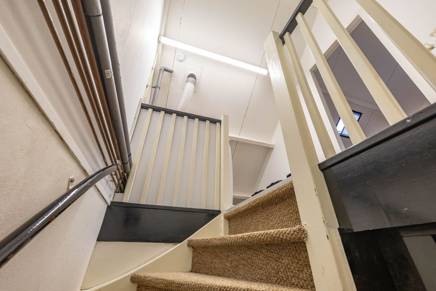 Foto 35 van Rozemarijnstraat 33