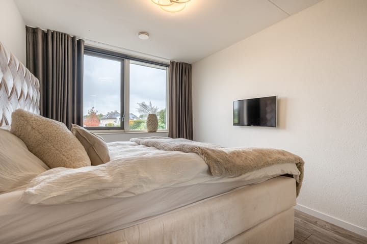 Photo 13 of Edelman 7