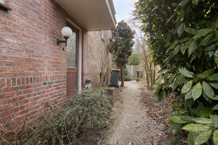Photo 10 of Larenseweg 15