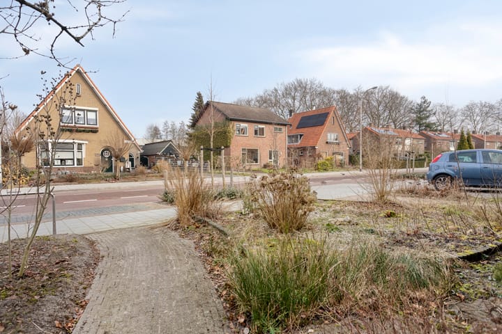 Photo 39 of Larenseweg 15