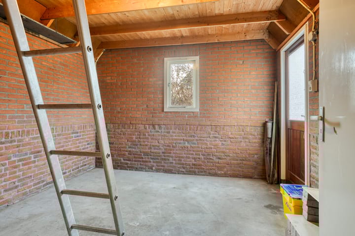 Photo 40 of Larenseweg 15