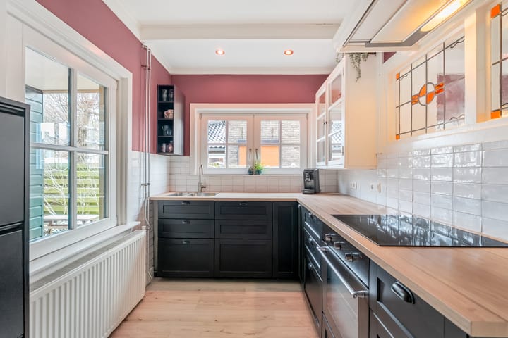 Photo 2 of Nieuweweg 42