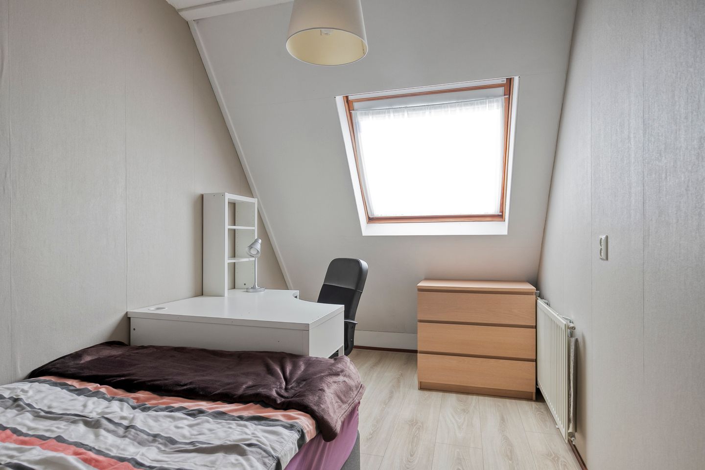 Foto 14 van Eline Vereplantsoen 13