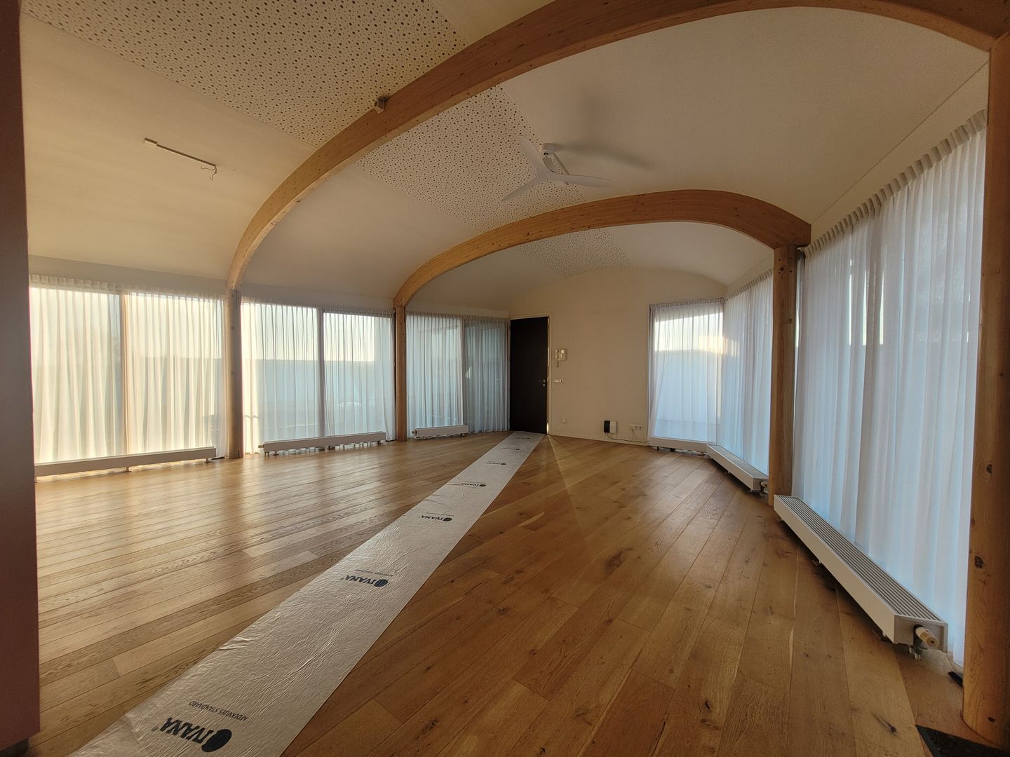 Photo 1 of Karnemelkstraat 30