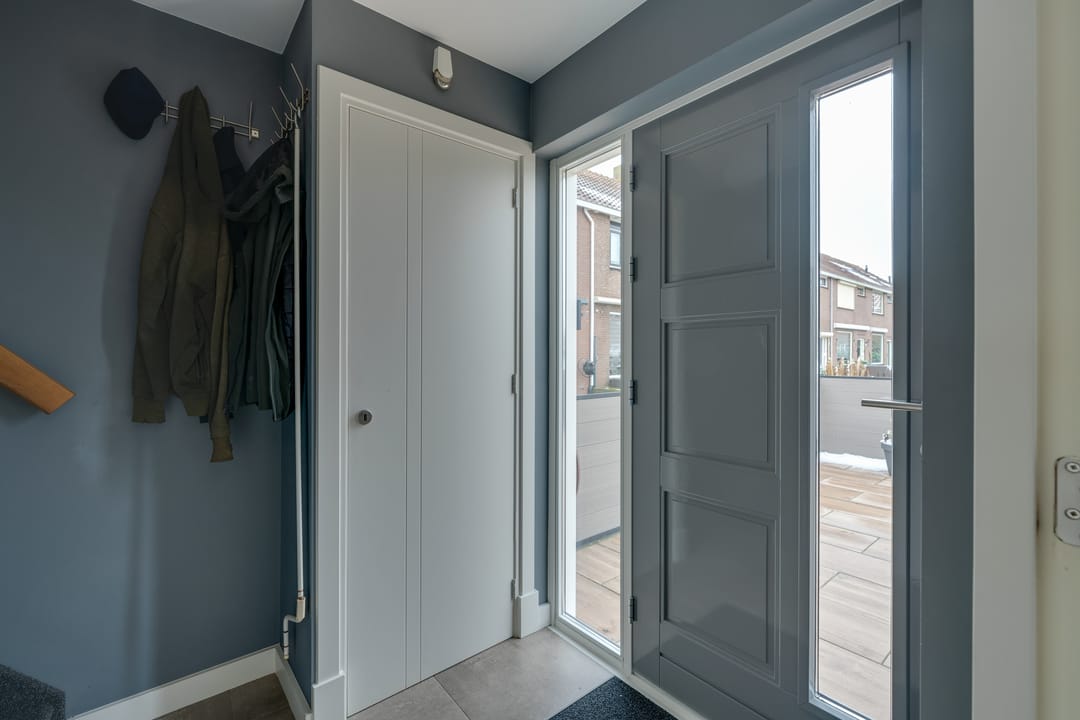 Photo 7 of Broekerhavenplantsoen 15