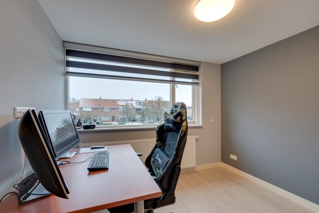 Photo 32 of Broekerhavenplantsoen 15