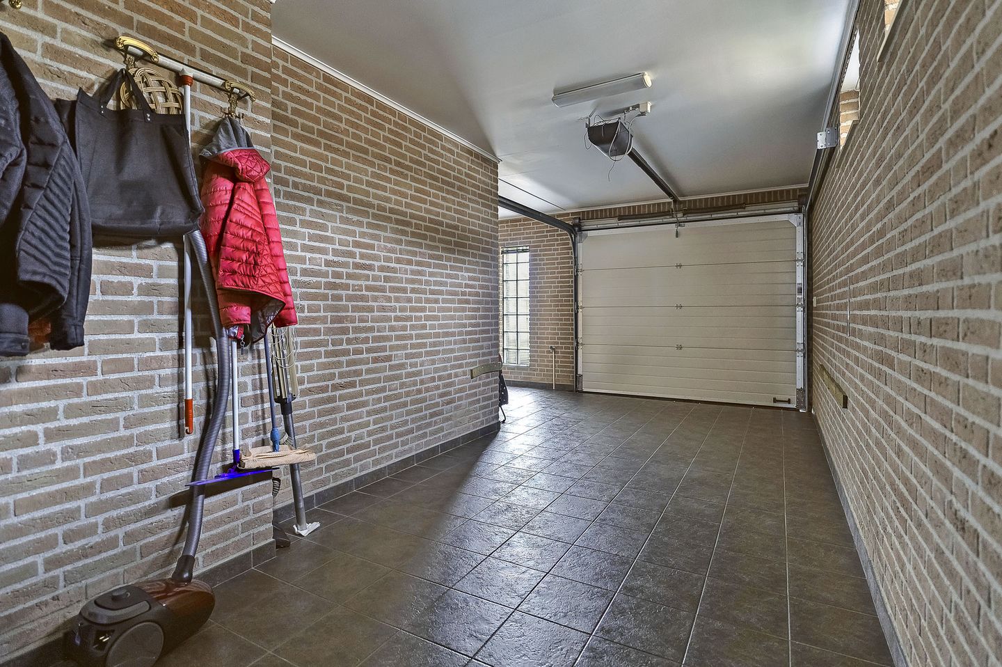 Photo 19 of Meester Molstraat 5