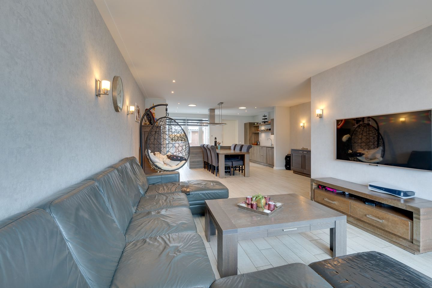 Foto 10 van Broekerhavenplantsoen 17