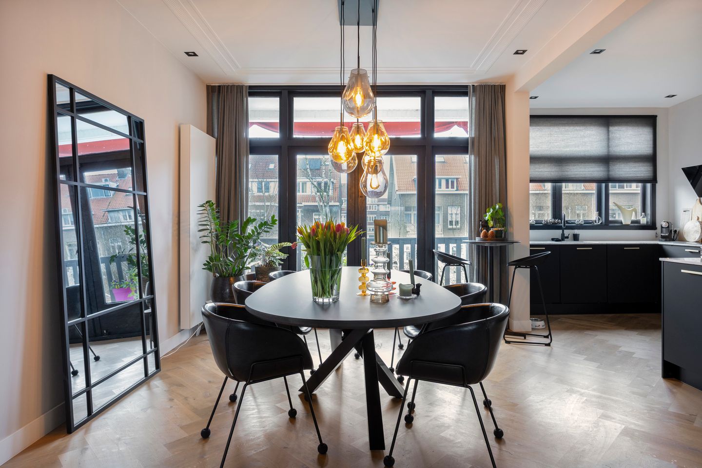 Photo 10 of Oude Raadhuislaan 55-B