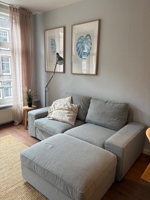 Foto 11 van Brederodestraat 56-2