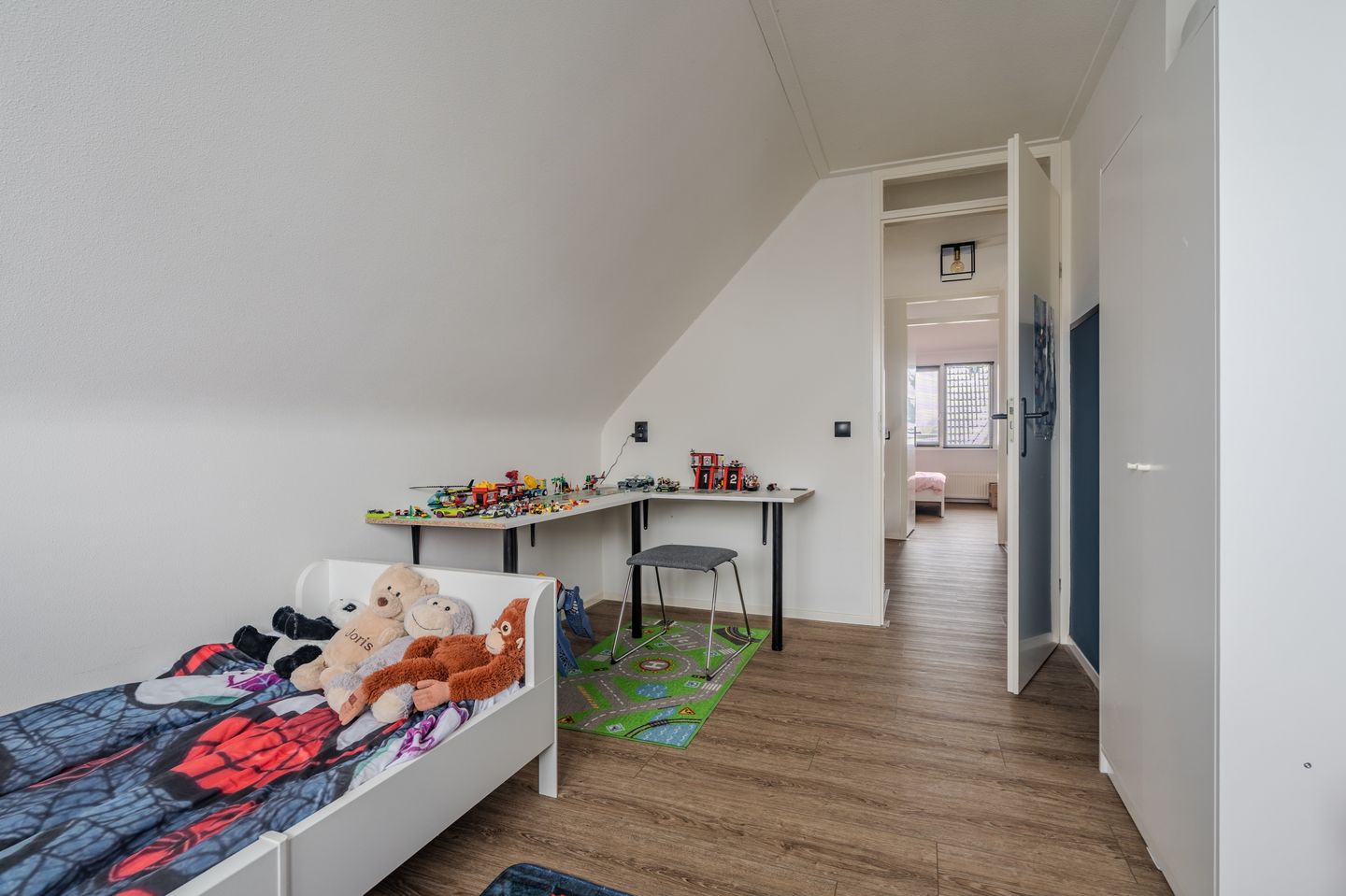 Foto 29 van Vijverlaan 37