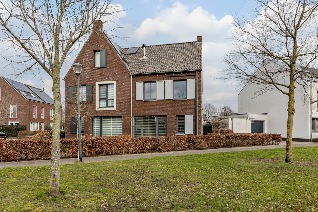 Foto 46 van Burgemeester Verdaasdonkstraat 104