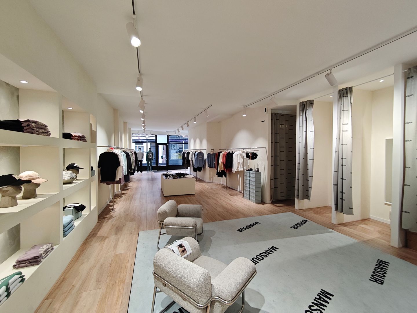 View photo 5 of Halstraat 27