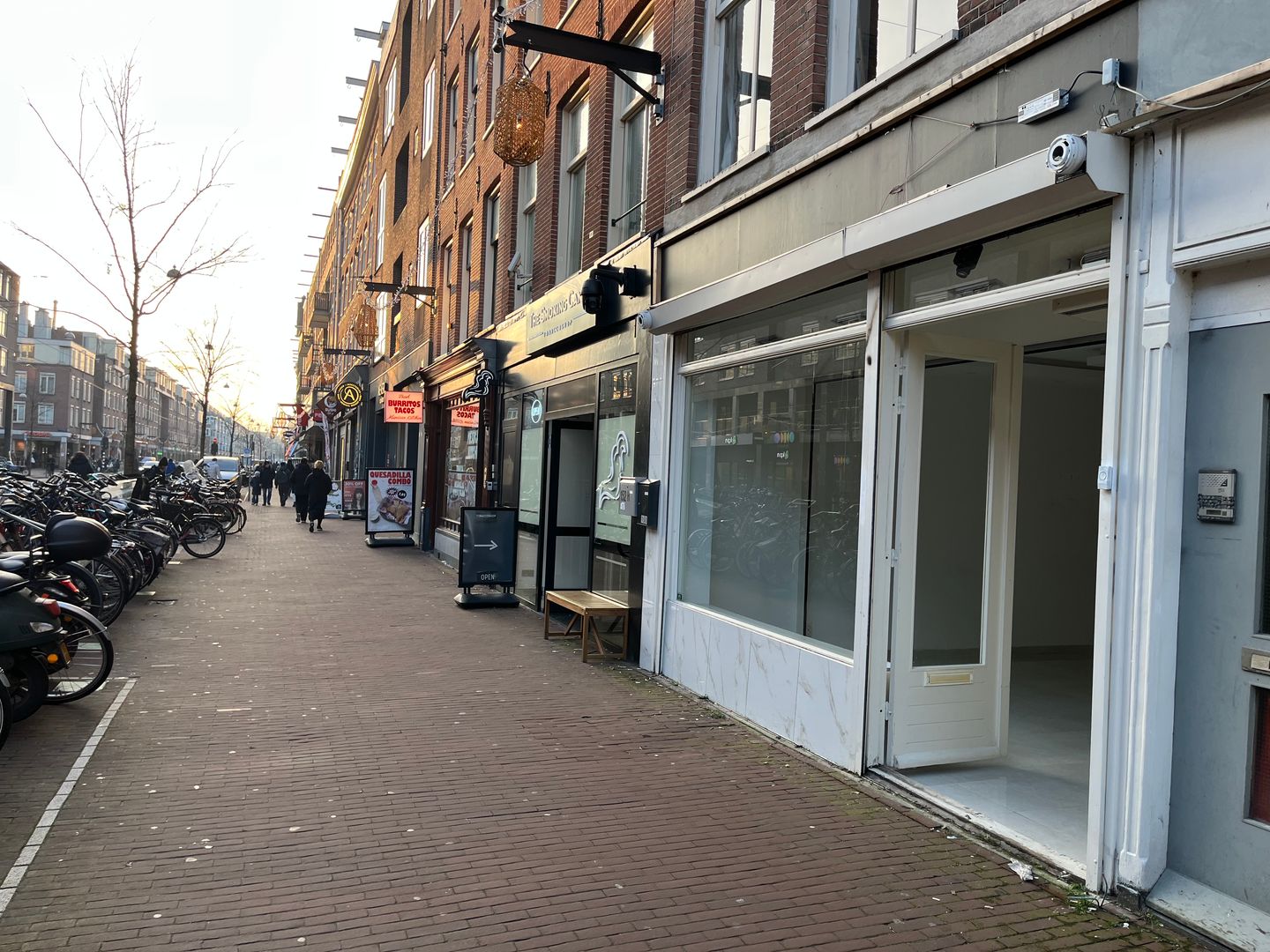 View photo 2 of Kinkerstraat 150-H