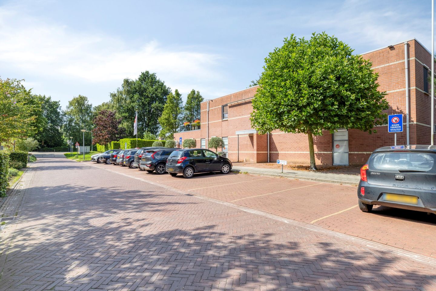 Photo 4 of Reint Dijkemastraat 6-A