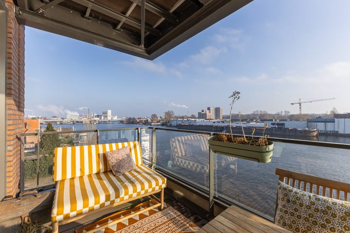 Photo 3 of Zuideinde 80-A