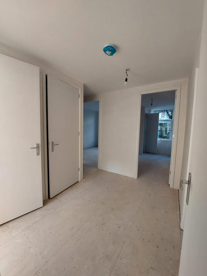 Photo 2 of Roerstraat 64