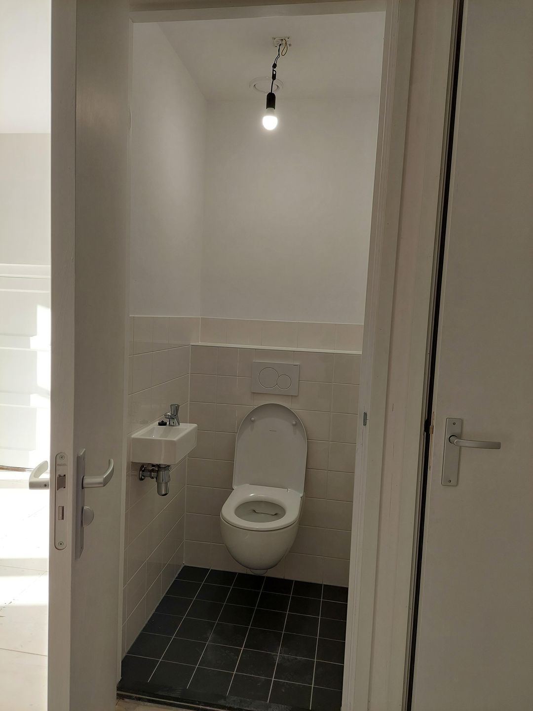 Photo 23 of Roerstraat 64