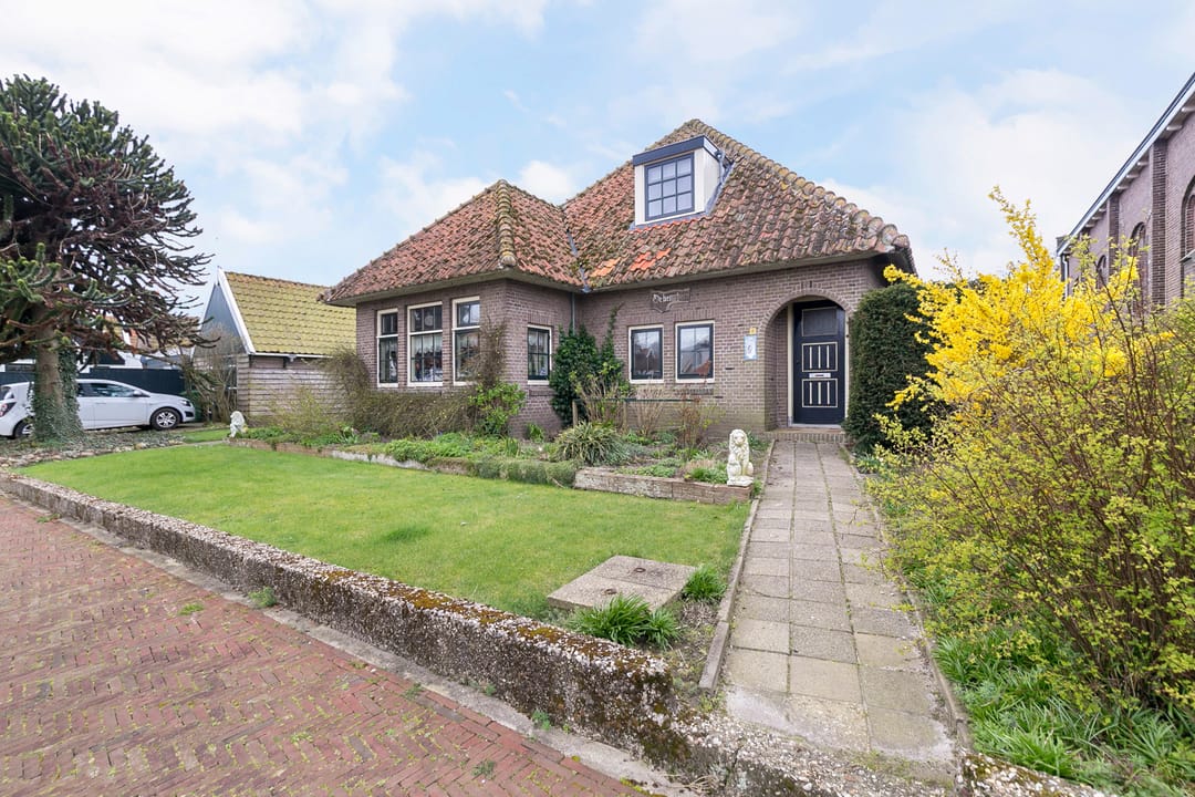 Foto 1 van Schoolstraat 8