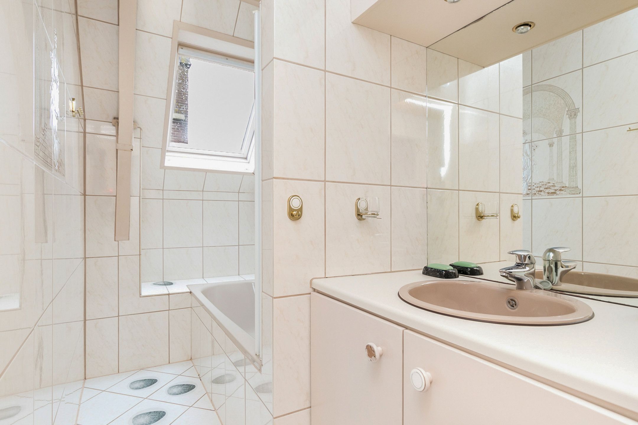 Foto 27 van Schoolstraat 8