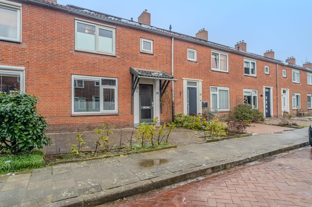 Foto 1 van M.A. de Ruyterlaan 39