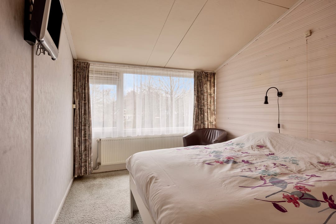 Foto 28 van J. van de Veldelaan 138