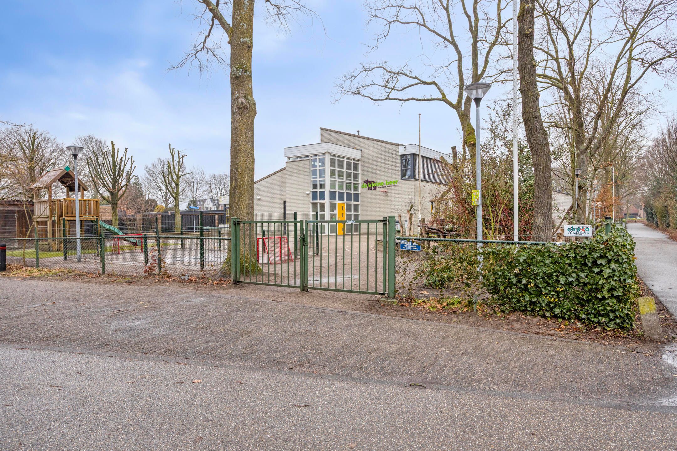 Photo 27 of Oegstgeestsestraat 16