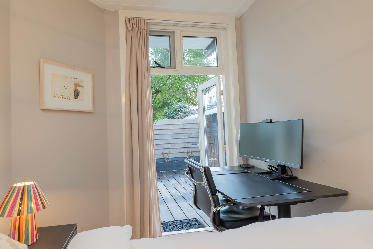 Photo 10 of Zomerdijkstraat 23-H