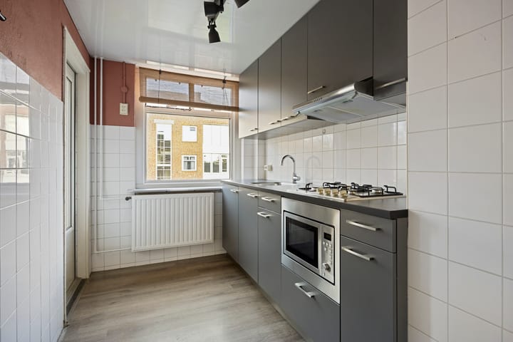 Photo 2 of Nassaustraat 137