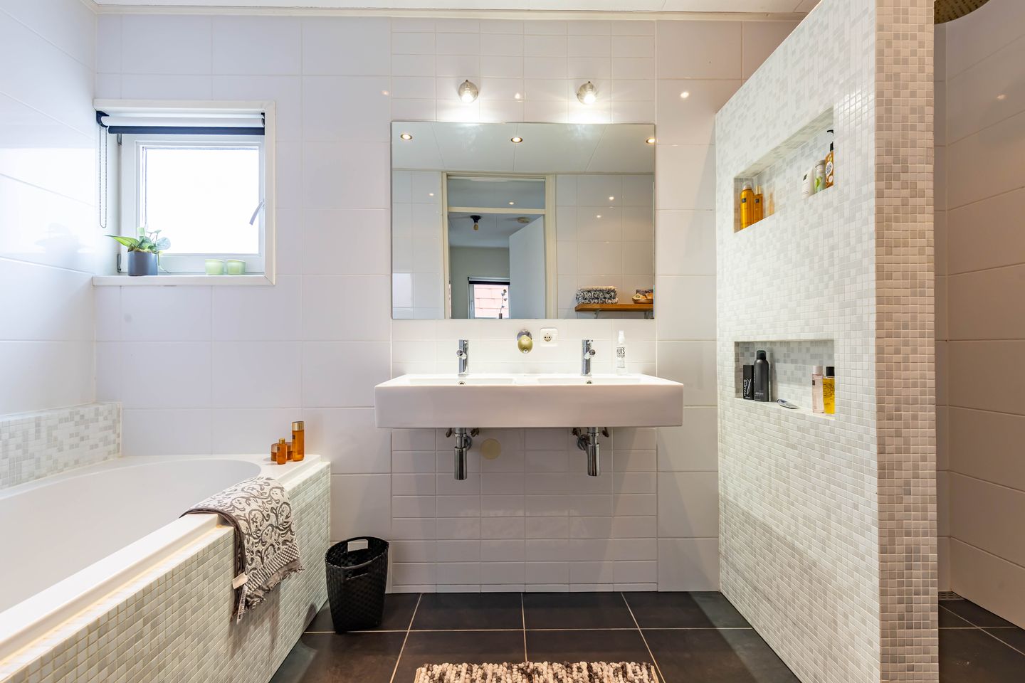 Foto 40 van Jukwerd 9