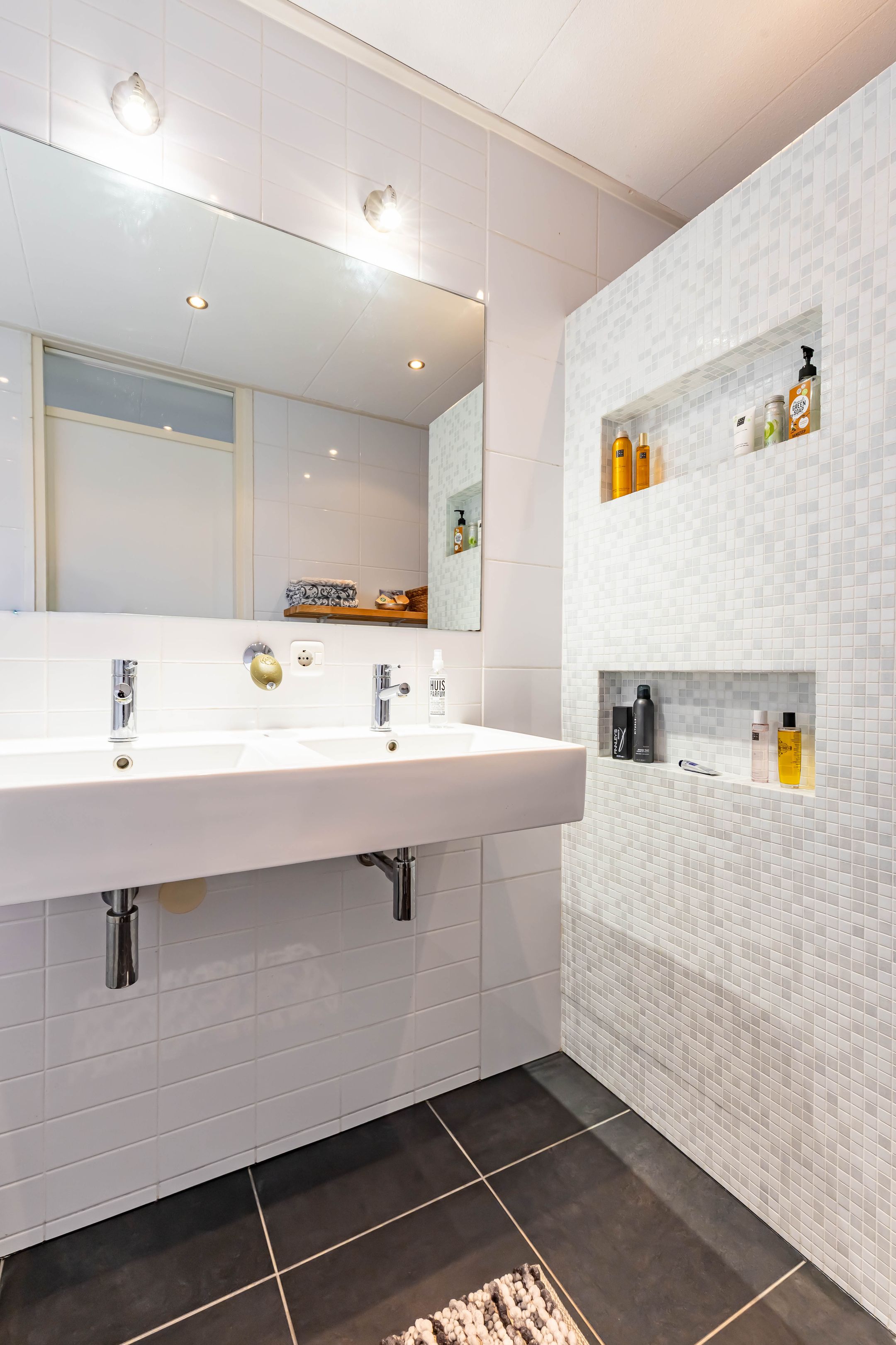 Foto 42 van Jukwerd 9