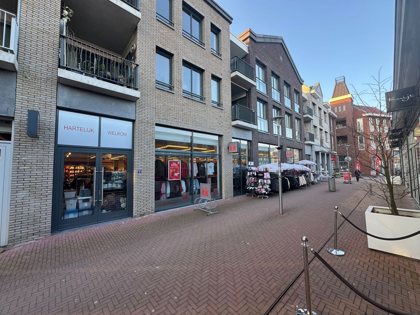 Bekijk foto 1 van Marktplein 12