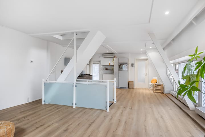 Photo 2 of van Beverwijckstraat 2