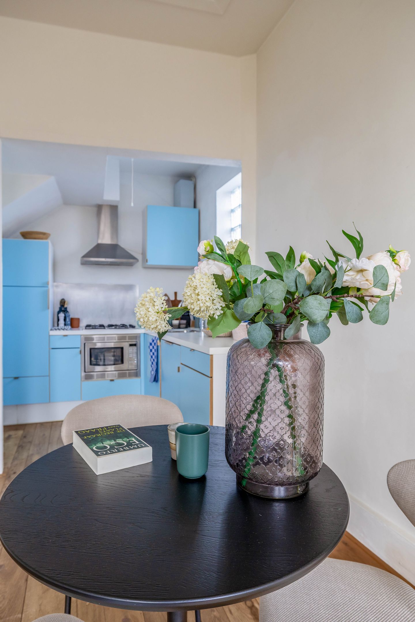 Photo 10 of Heemraadssingel 281-B03