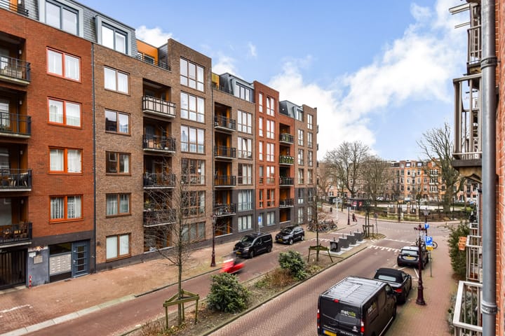 Photo 21 of Kwakersstraat 10-1