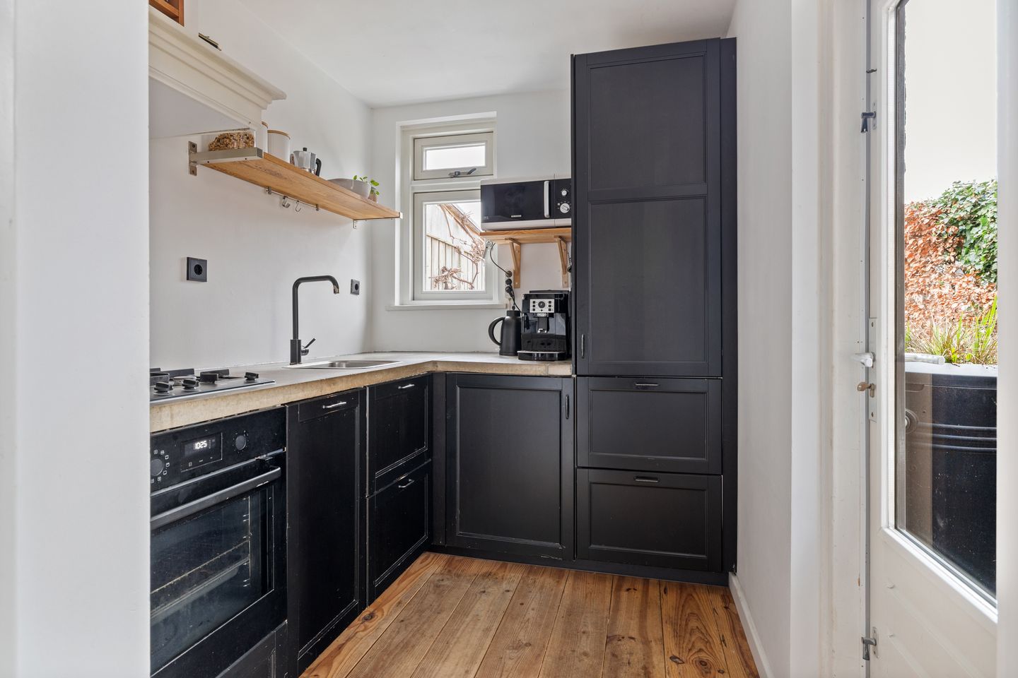 Photo 25 of Houtmanstraat 59