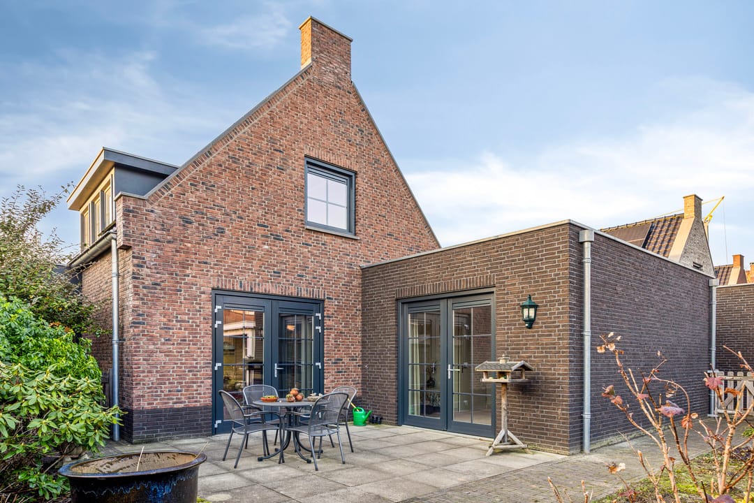 Foto 2 van Julianastraat 11