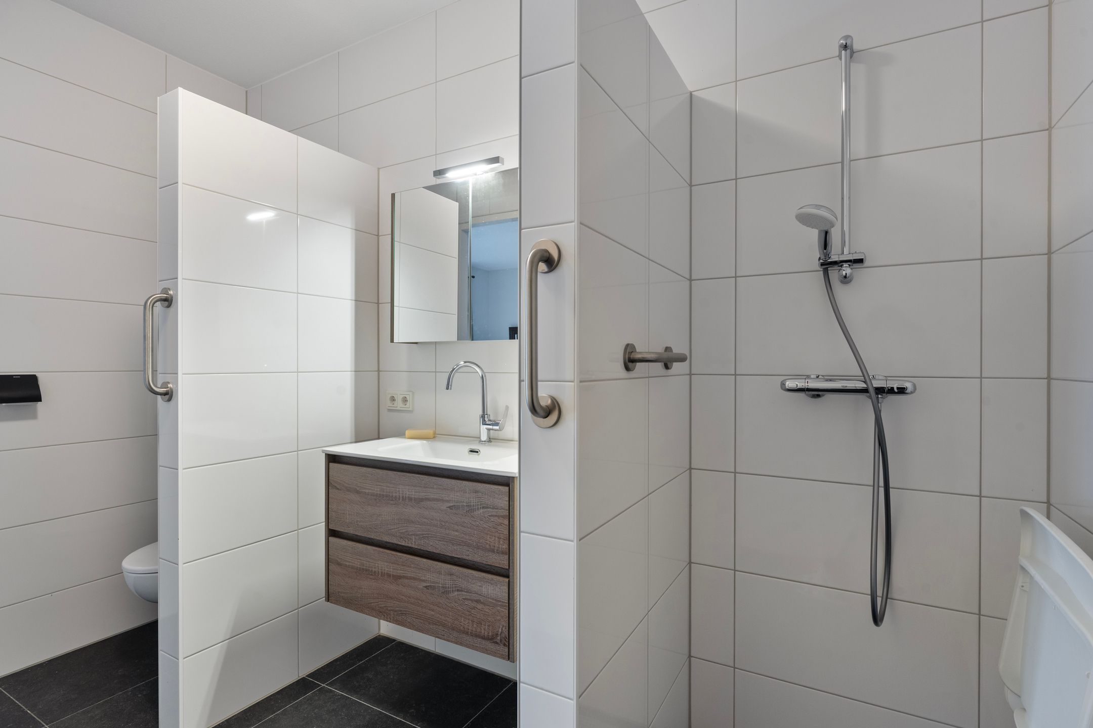 Foto 15 van Julianastraat 11