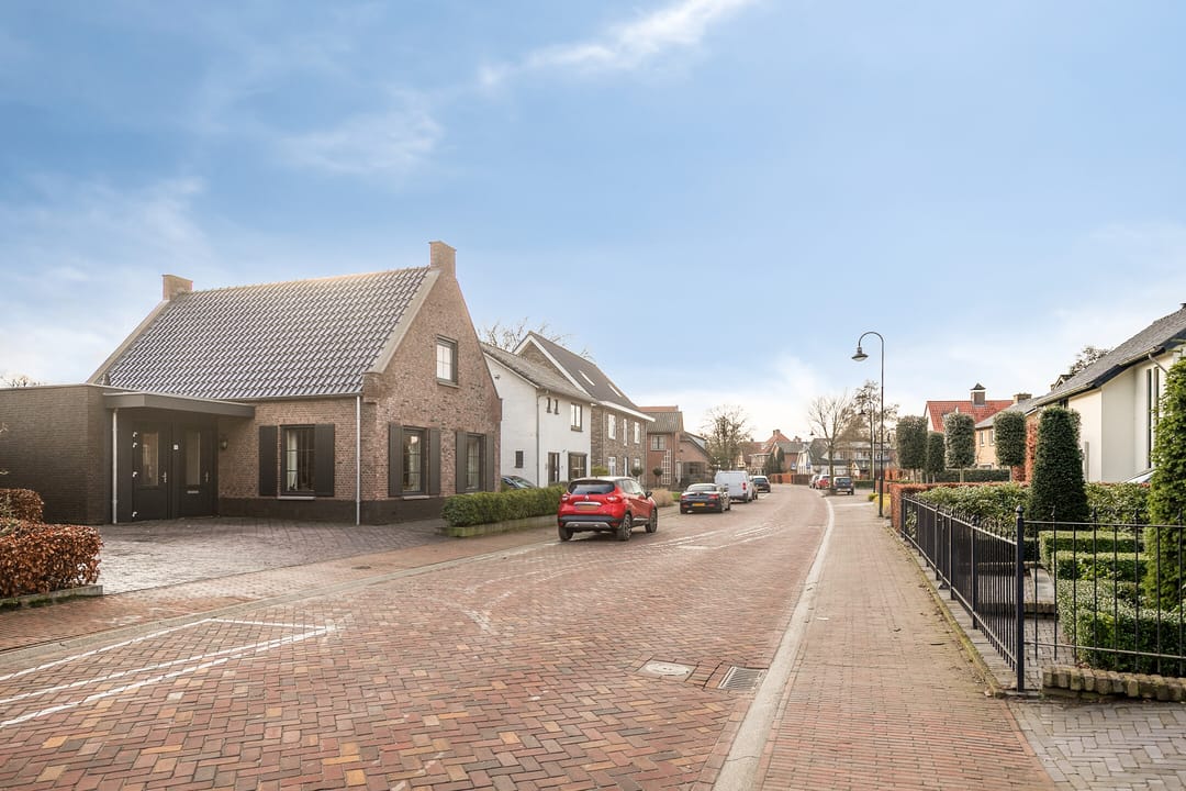 Foto 31 van Julianastraat 11