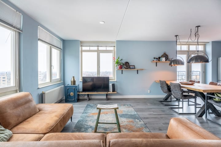 Photo 3 of De Klok 153