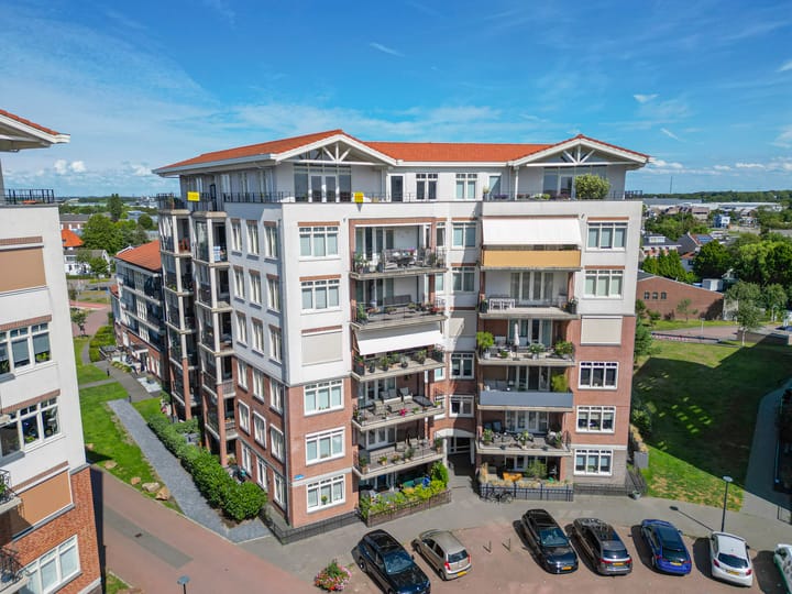 Photo 21 of De Klok 153