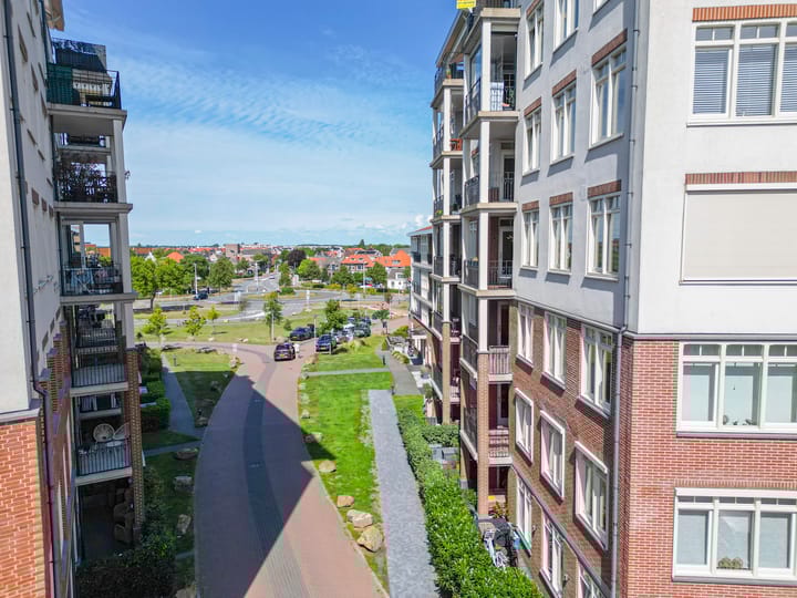 Photo 22 of De Klok 153