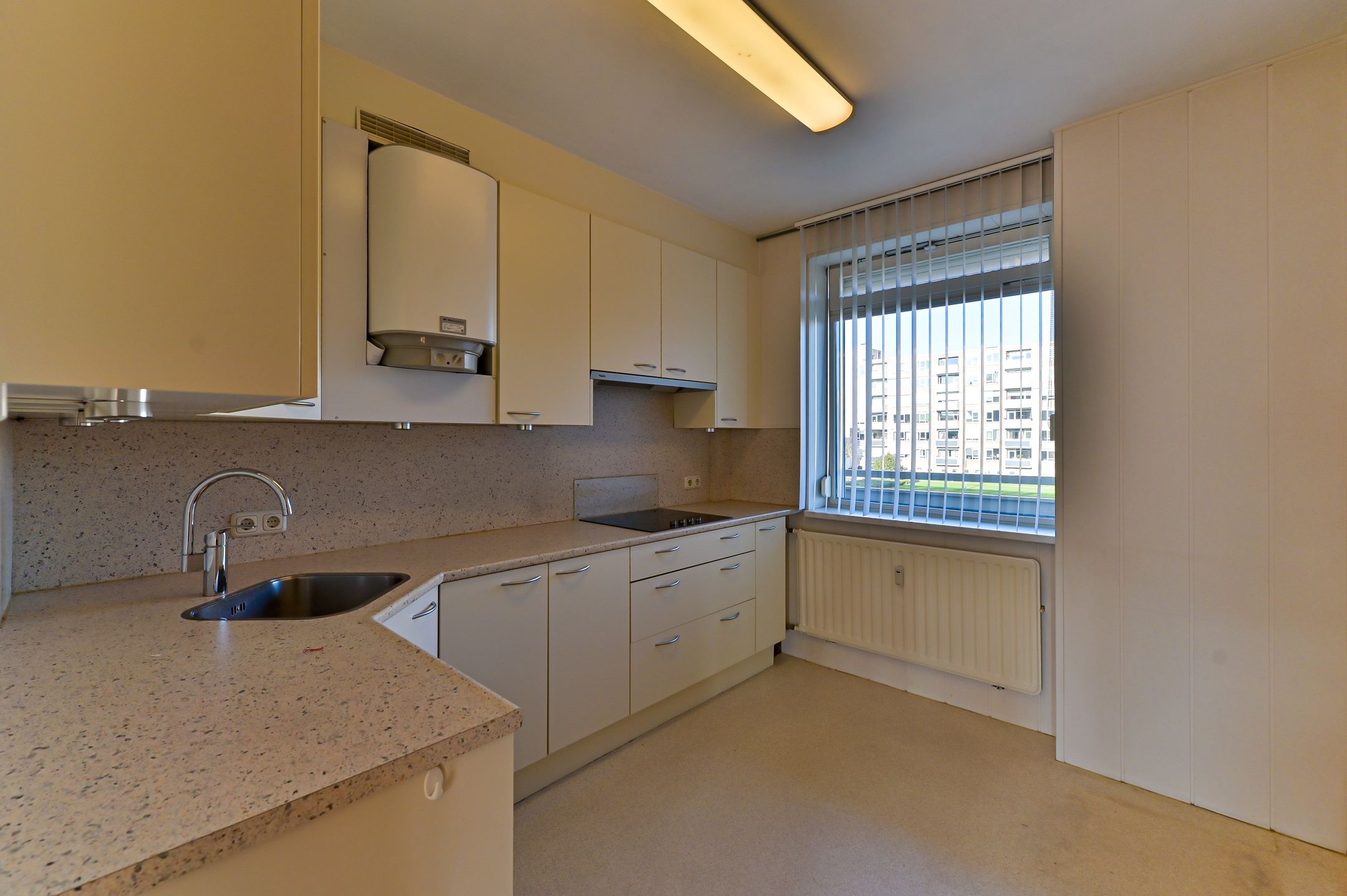 Foto 6 van Albert Cuypstraat 166