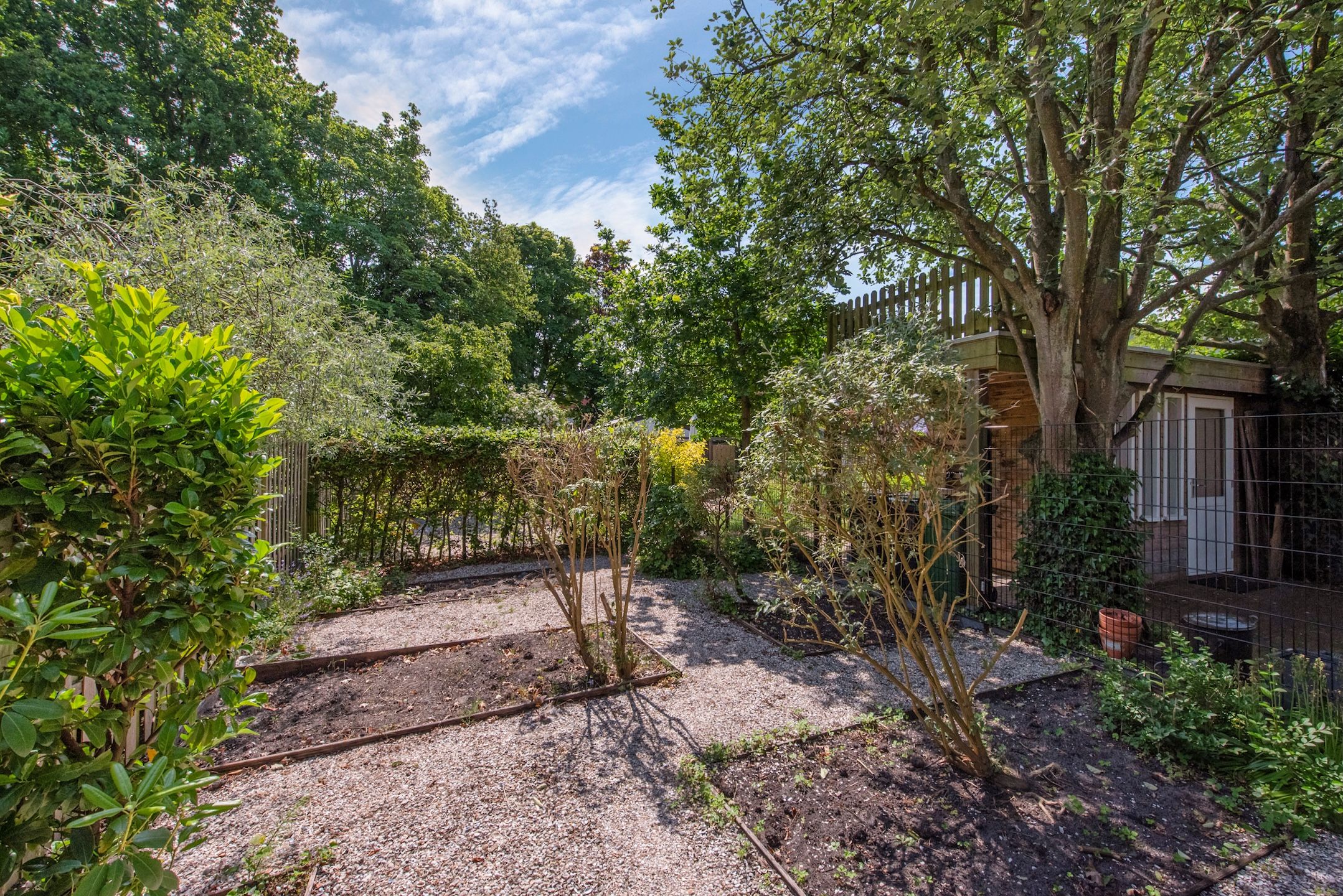 Foto 33 van Veursestraatweg 44