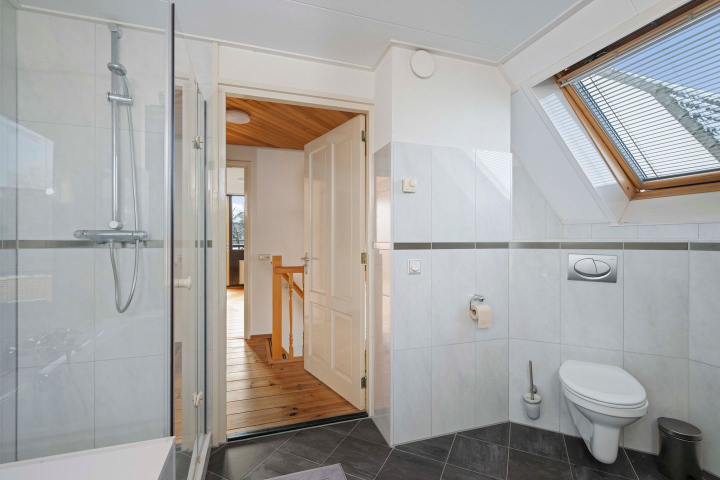 Photo 29 of Westenberg 12