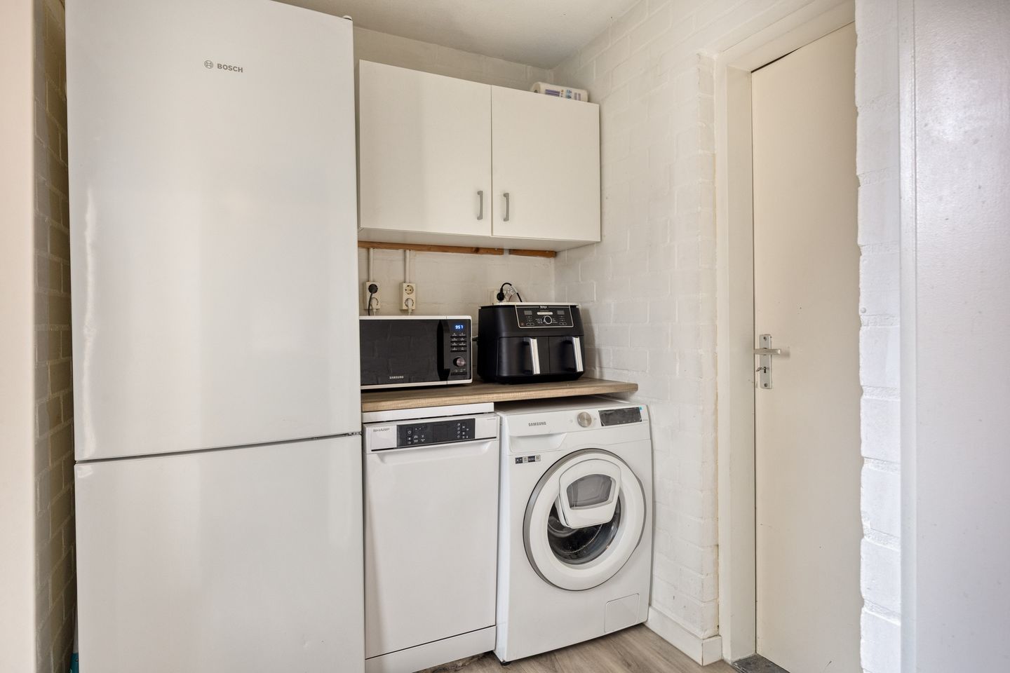 Foto 14 van Willem Zelleweg 49-A